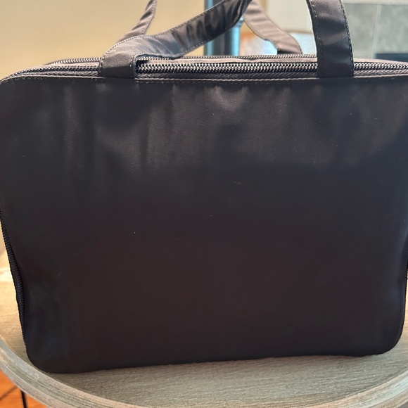 Authentic RARE PRADA Tessuto Nylon Cosmetic Toiletry Bag - Picture 2 of 16